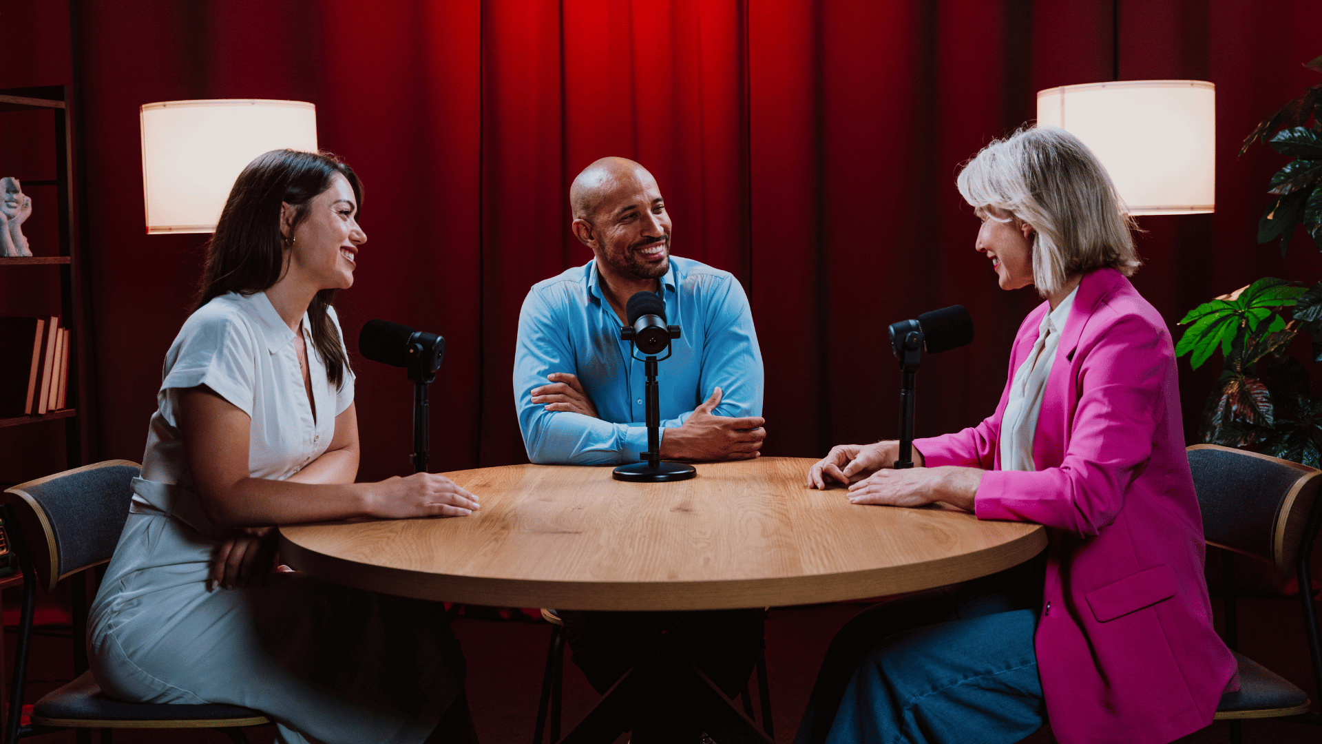 Format Round Table — Studio 3K